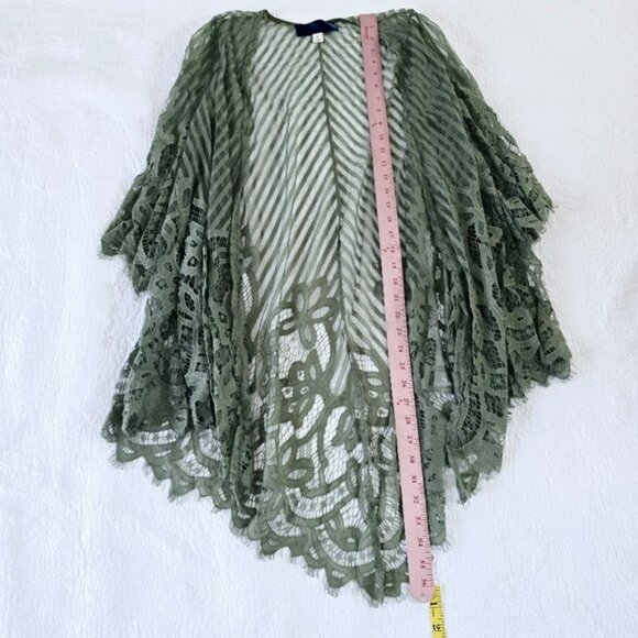 Women's Kimono Cardigan Size Small Olive Green Lace Relaxed Fit Whimsical Flowy - Picture 11 of 14